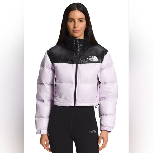【THE NORTH FACE】人気☆ NUPTSE SHORT JACKET LAVENDER FOG THE NORTH FACE SHORT NUPTSE JACKET (LADIES) ラベンダーフォグ